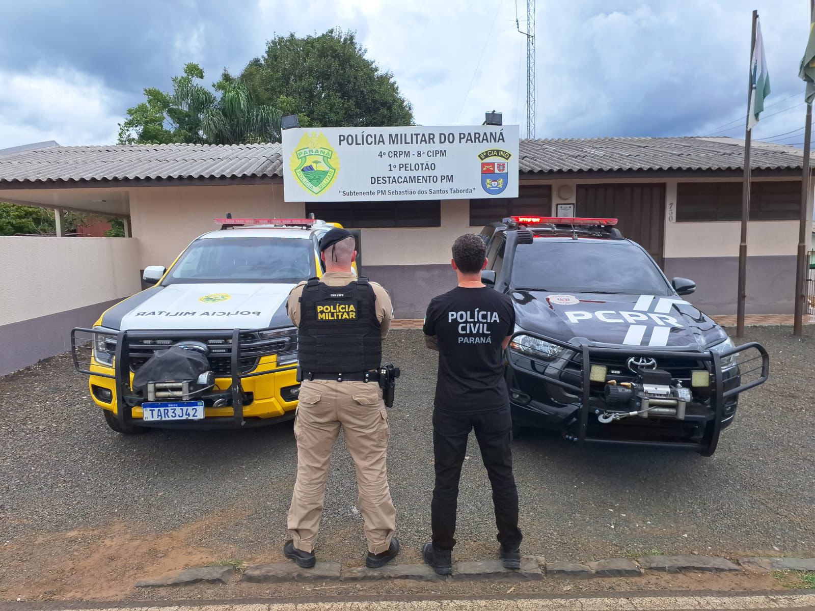 efbef356-af80-49c4-8930-988d084945d4