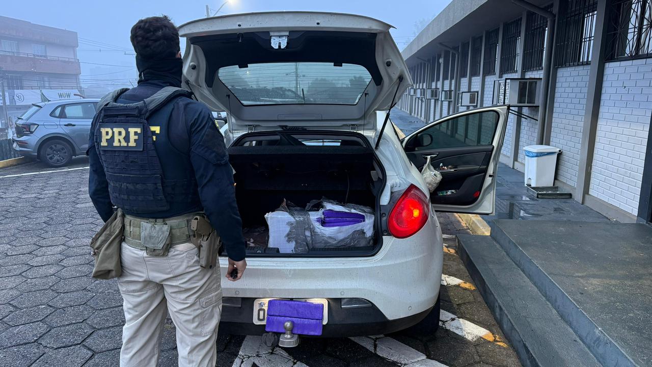 PRF apreende mais de 66 quilos de maconha na BR-277, em Guarapuava