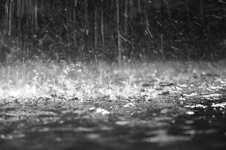 Inácio Martins enfrenta temporais com alerta vermelho; chuva afeta energia e previsão indica mais instabilidade