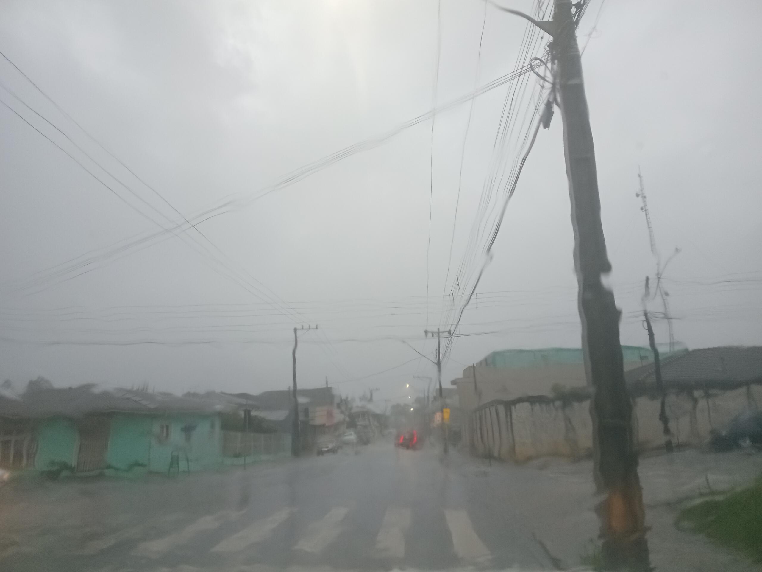 Alerta vermelho: Inácio Martins pode ter 86 mm de chuva nesta quinta-feira (10)